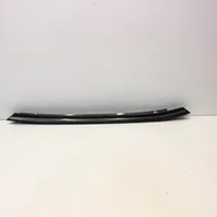 Jaguar XK8 - XKR Windshield trim HJE7708AA