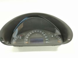 Mercedes-Benz C W203 Compteur de vitesse tableau de bord A2035401347