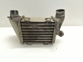 Volkswagen Golf III Chłodnica powietrza doładowującego / Intercooler 1H0145805A