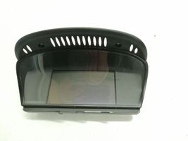 BMW 5 E60 E61 Monitori/näyttö/pieni näyttö 65826989395