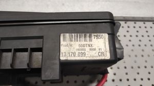 Opel Vectra C Fuse module 13170899