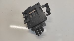 Volkswagen Golf V Central locking vacuum pump 1K0906279B