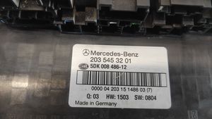 Mercedes-Benz C W203 Module de fusibles 2035453201
