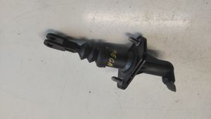 Opel Omega B1 Główny cylinder sprzęgła 900465488