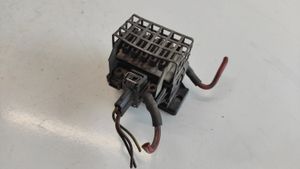 Volkswagen Jetta II Heater blower motor/fan resistor 