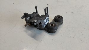 Mitsubishi Carisma Turboahtimen magneettiventtiili K5T49680