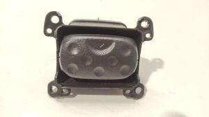 Toyota Yaris Verso Copertura griglia di ventilazione laterale cruscotto 5565052020