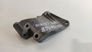 Opel Zafira A Support de générateur / alternateur 90571112