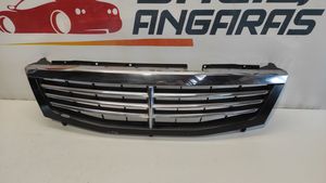 SsangYong Rexton Grille calandre supérieure de pare-chocs avant 7946008000