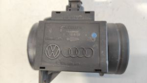 Volkswagen PASSAT B4 Ilmamassan virtausanturi 71822101