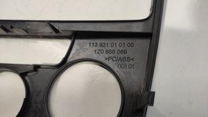 Skoda Octavia Mk2 (1Z) Mascherina climatizzatore/regolatore riscaldamento 113921010100