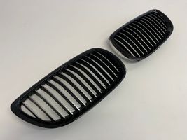 BMW 3 E92 E93 Atrapa chłodnicy / Grill 1648090707