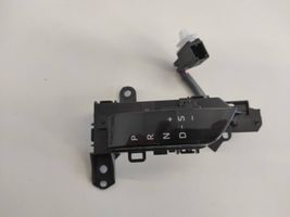 Toyota RAV 4 (XA50) Indicador selector de marchas 76L819RH