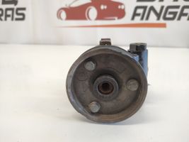 Renault Kangoo I Ohjaustehostimen pumppu 7700840105