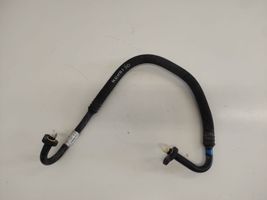 Volvo XC70 Air conditioning (A/C) pipe/hose 