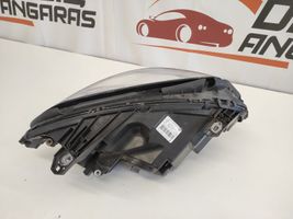 Mercedes-Benz B W246 W242 Передняя фара A2468205361