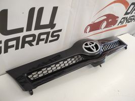 Toyota Corolla Verso AR10 Grille calandre supérieure de pare-chocs avant 531110F020