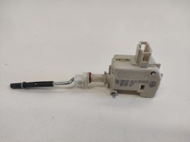 Volkswagen Touareg I Fuel tank cap lock motor 1J08167739