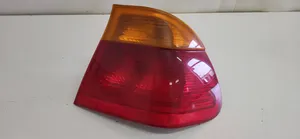 BMW 3 E46 Lampy tylnej klapy bagażnika 8364922