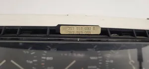 Volkswagen PASSAT B3 Speedometer (instrument cluster) 357919033R
