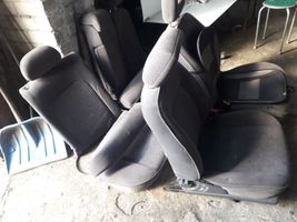 Toyota Avensis T220 Fotele / Kanapa / Komplet 
