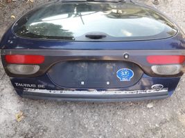 Ford Taurus Tylna klapa bagażnika 