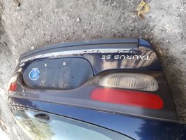 Ford Taurus Tylna klapa bagażnika 