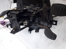 Renault Kangoo I Clutch pedal 