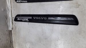 Volvo S40 Copertura del rivestimento del sottoporta anteriore 