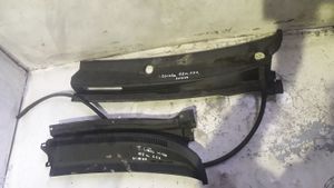 Toyota Corolla Verso E121 Rivestimento del tergicristallo 5578213040