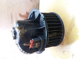 Volkswagen Sharan Front door blower motor 7M1819021