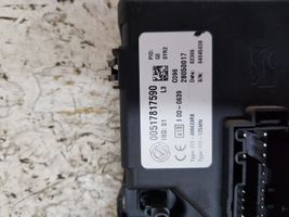 Fiat Punto (199) Module de fusibles 00517817590