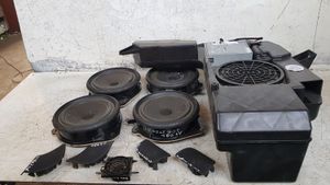 Audi A4 S4 B7 8E 8H Audio system kit 8E9035233D