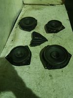 Toyota Avensis T250 Kit sistema audio 8616002370