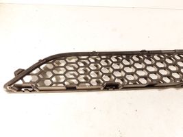 Volvo S60 Grille inférieure de pare-chocs avant 30795021