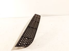 Volvo XC90 Grille inférieure de pare-chocs avant 08662997