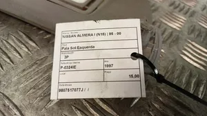 Nissan Almera Uchwyt osłony przeciwsłonecznej szyberdachu 