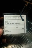 Opel Corsa B Gaisa filtra kaste 
