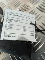 Ford Fiesta Anello/gancio chiusura/serratura del vano motore/cofano 