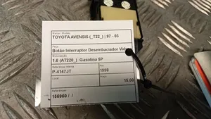 Toyota Avensis Verso Sterownik / Moduł świateł LCM 