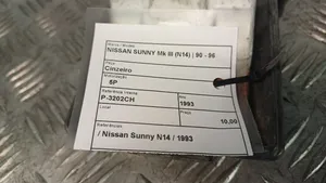 Nissan Sunny Posacenere auto 