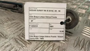 Nissan Sunny Garniture d'essuie-glace 