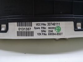 Volvo XC70 Speedometer (instrument cluster) 30746111