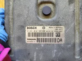 Volvo V70 Variklio valdymo blokas 30729826A