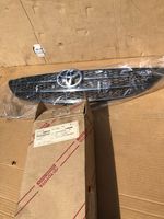 Toyota Camry Etupuskurin ylempi jäähdytinsäleikkö 5310133090