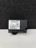 Mercedes-Benz Vito Viano W639 Unité de commande / module de pompe à carburant A2129000306