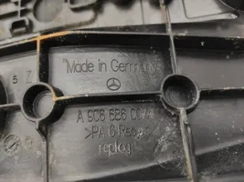 Mercedes-Benz Sprinter W906 Rivestimento di protezione sottoporta del bagagliaio/baule A9066860074