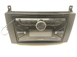 Mercedes-Benz Sprinter W906 Radio/CD/DVD/GPS-pääyksikkö DSXB700