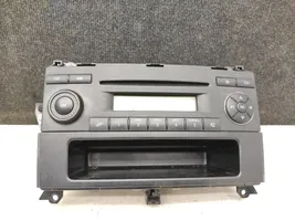 Mercedes-Benz Vito Viano W639 Panel / Radioodtwarzacz CD/DVD/GPS A6396891031