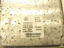 Mercedes-Benz Sprinter W906 Moottorinohjausyksikön sarja ja lukkosarja A9069003303